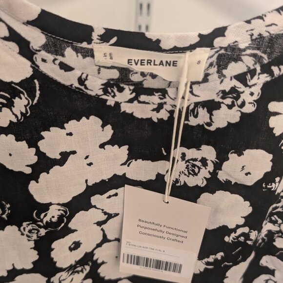 Everlane Floral Linen Scoop Tank in Linen - Picture 2 of 4